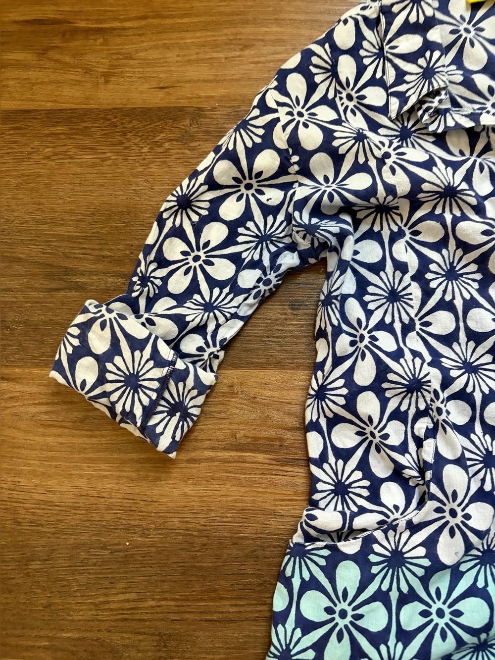 Roller Rabbit cover up tunic - Picture 7 of 13